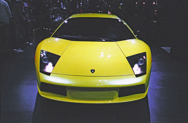 (18-1a)(01-51-16) 2002 Lamborghini Murcielago Coupe.jpg