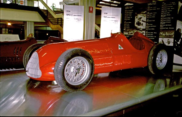 (19)(97-04-25) 1938 Alfa Romeo Tipo158 GP Alfetta.jpg