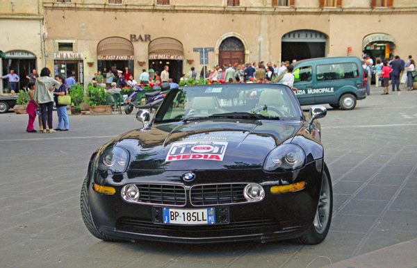 (19-3a)(01-32-09) 2001 BMW Z8.jpg