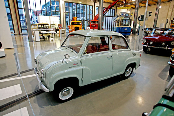 (20-0a) （参考）08-01-16_3415 1964 Glas Goggomobil T250.JPG