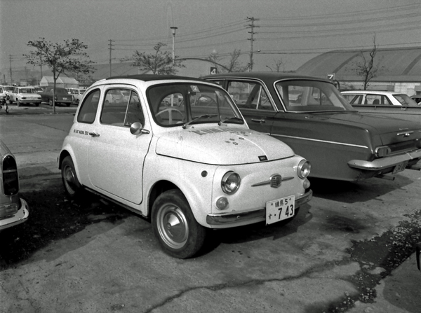 (20-10a)227-57 1968-72 Fiat 500F.jpg