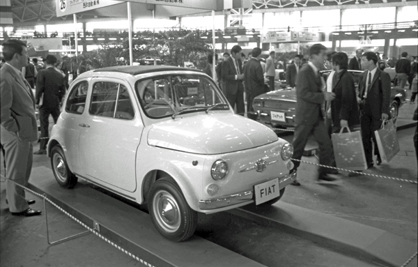 (20-12a)(185-35) 1969 Fiat 500F.jpg