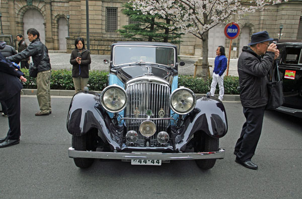 (21-2h)10-04-04_145 1935 Bently 3.5Litre Baker Sports Saloon.JPG