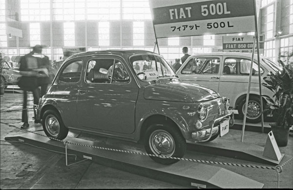 (21-5a)(213-21) 1970 Fiat 500L.jpg