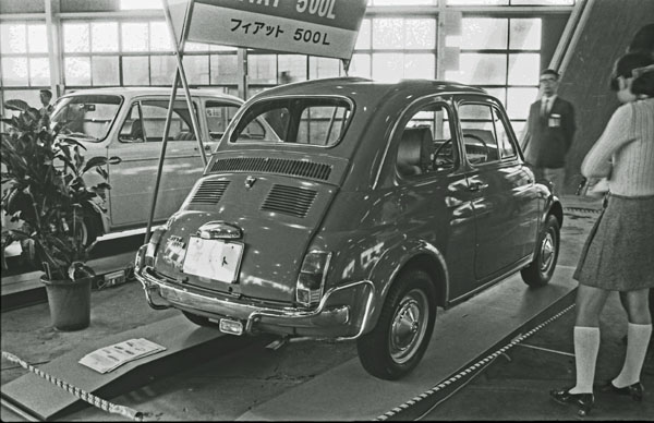 (21-5b)(213-23) 1970 Fiat 500L.jpg