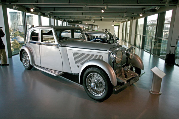 (21-5b)08-01-13_0234 1935 Bentley 3.5litre Parkward Saloon＊.JPG
