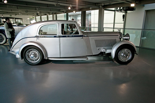 (21-5c)08-01-13_0236 1935 Bentley 3.5litre Parkward Saloon＊.JPG