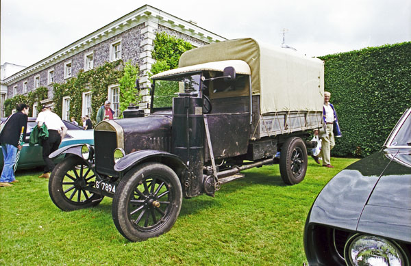 (23-0a) (00-17-18) 1923 Ford model T Truck.jpg