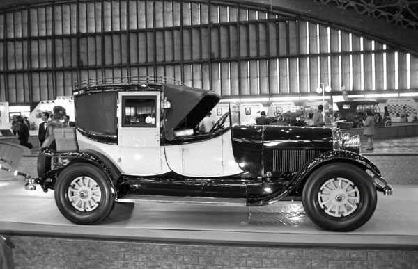 (27-1c)263-01 1927 Lincoln Model L-134B Coaching Brougham by Judkins.jpg