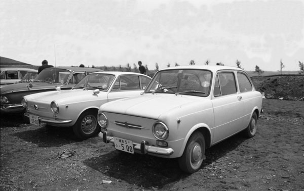 (30-1a)(178-13) 1964 Fiat 850 Berline.jpg