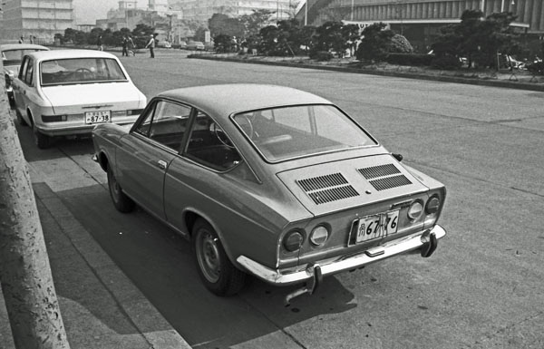 (31-3c)(208-17) 1965-72 Fiat 850 Coupe.jpg