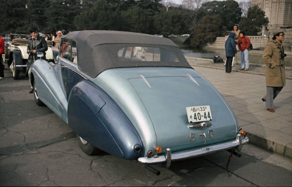 (32-1d)(81-02-04) 1955 Bentley S1 Drophead Coupe.jpg