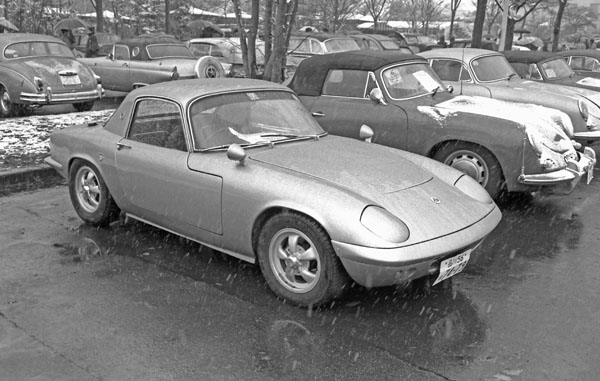 (36-1a)299-07 1965 Lotus Elan  S2 fhc.jpg