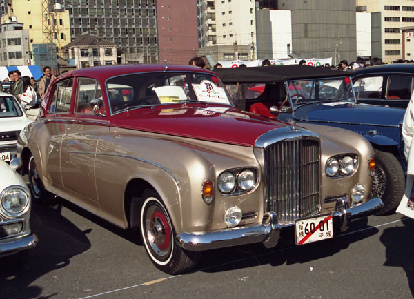 (36-1b)90-03-36 1964 Bentley S3 Saloon.jpg