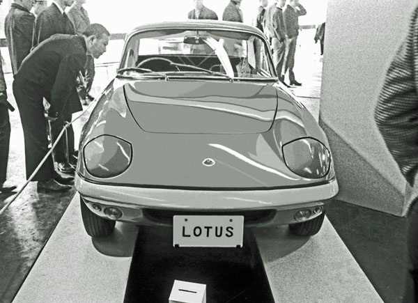 (36-2a)(134-21) 1966 Lotus Elan Sr2 Coupe.jpg