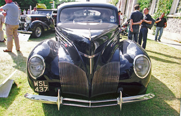(39-1a)(04-15-27) 1939 Limcoln Zephyr V12 Coupe.jpg