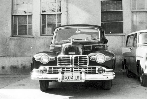 (46-1a)008-04-02 ＊1946 Lincoln  V12 4dr Sedan.jpg