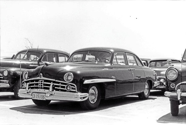 (49-2a)008-04-00＊ 1949 Lincoln Cosmopolitan.jpg