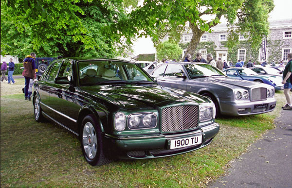 (50-1)(00-41-16) 2000 Bentley Arnage RedLabel／Continental T.jpg