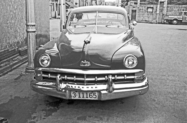 (50-2a)(031-06)b 1950 Lincoln 4dr Sedan.jpg