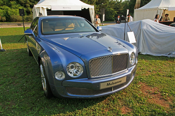 (50-5c)10-07-22_406 2010 Bentley Mulsanne.JPG