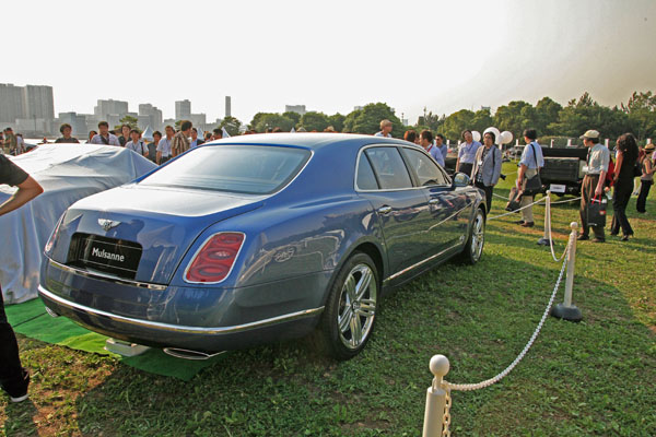 (50-5d)10-07-22_407 2010 Bentley Mulsanne.JPG