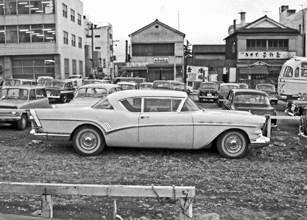 (57-2b)(091-67) 1957 Buick Super 2dr Hardtop.jpg