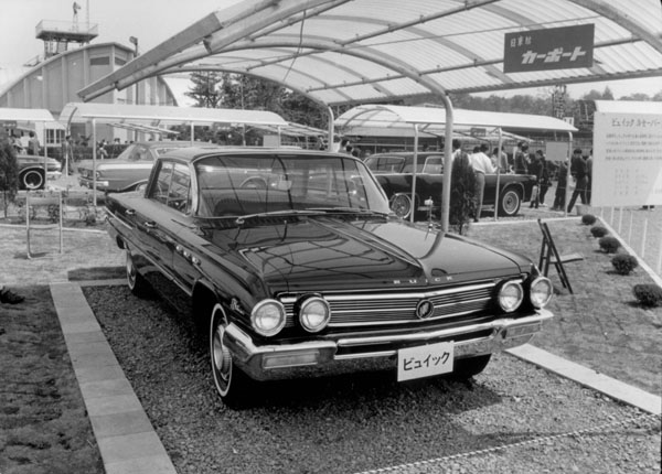 (62-1a)(098-05) 1962 Buick LeSabre 4dr. Sedan.jpg