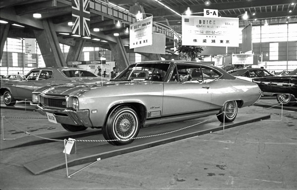 (68-2a)(197-13) 1968 Buick GS400 2dr Hardtop.jpg