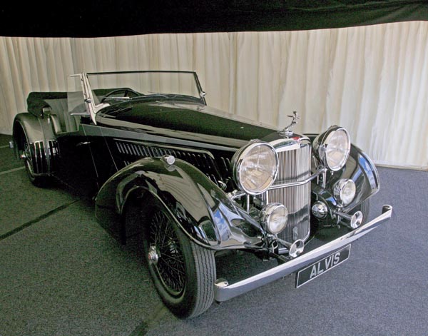 01-6b 10-07-03_0496 1939 Alvis 4.3Litre Short Vanden Plus Sport Tourer.JPG