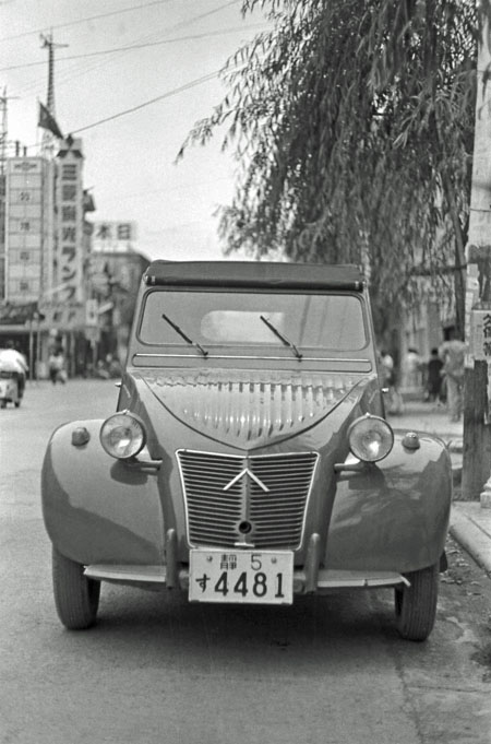 01-7a (016-03) 1953 Citroen 2CV A.JPG