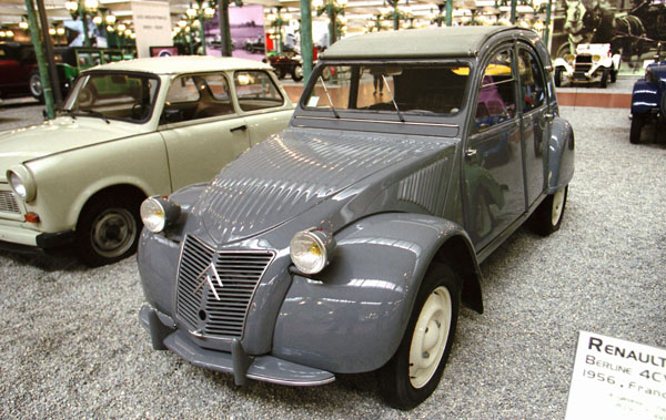 01-8b (02-06-30) 1954 Citroen 2CV A.jpg