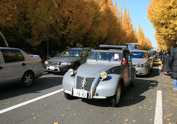 02-1a 09-11-28_126 1955 Citroen 2CV AZ.JPG