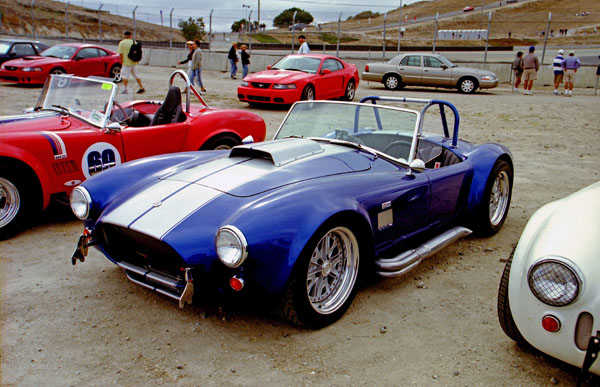 02-2b (04-64-27) 1964-66AC Cobra 427(ラグナ・セカ）.jpg