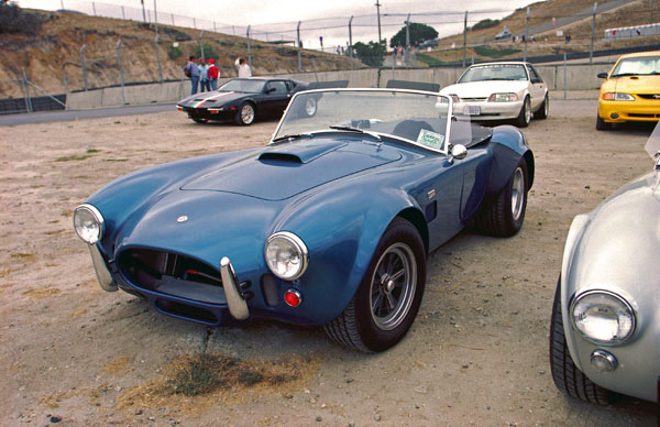 02-2e (04-65-03) 1964-66 AC Cobra 427 (ラグナ・セカ）.jpg