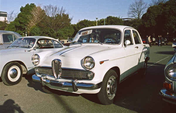 03-1 (84-02-03) 1960 Alfa Romeo Giulietta T.I.jpg