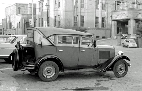 03-1c (043-23) 1932 Citroen C-4(西端日出男氏所有）.jpg