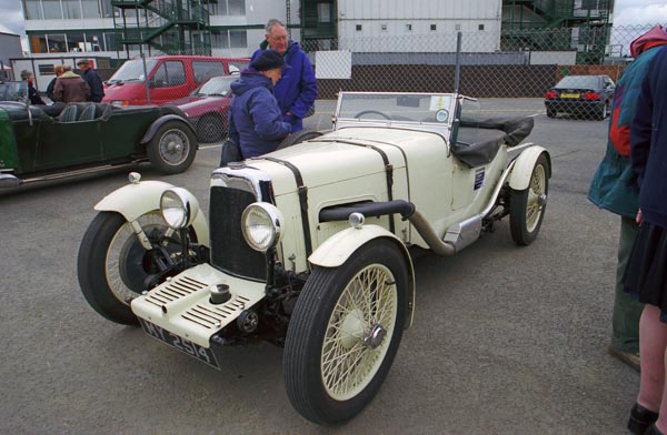 04-2b(00-31-26) 1929-32 AstonMartin International.jpg