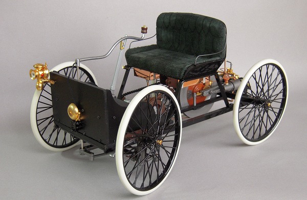 05-13-02 1896 Ford Quadricycle model.jpg