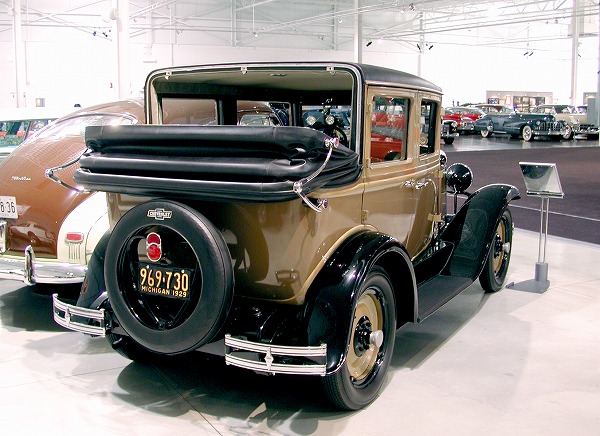 05-16-07 1929 Chevy Landou rear.jpg