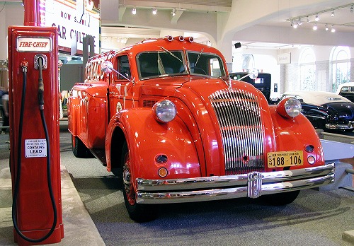 05-17-30 1939 Dodge Airflow Tanker.jpg