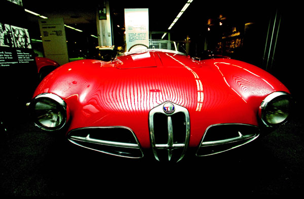 05-1a   (01-02-25) 1952 Alfa Romeo 1900 C52 Disco Volante.jpg