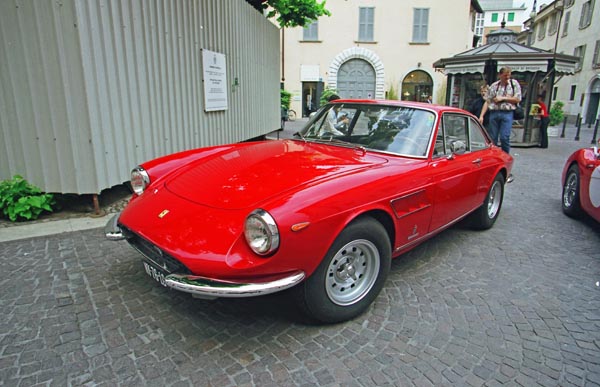 07-1b (01-19-26) 1966-8 Ferrari 330 GTC Pininfarina Coupe.jpg