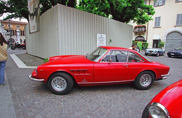 07-1c (01-19-25) 1966-8 Ferrari 330 GTC Pininfarina Coupe.jpg