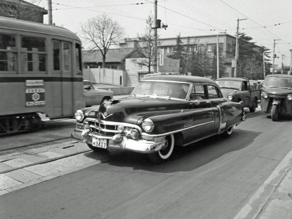 07-2a (095-56) 1952 Cadillac 60 Special 4dr Sedan.jpg