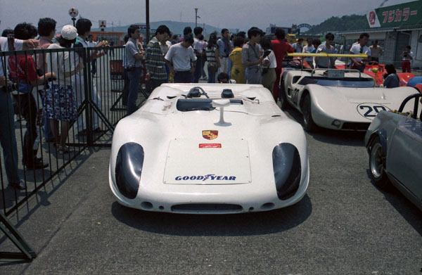 08(84-09-29) 1969 Porsche 908／02.jpg