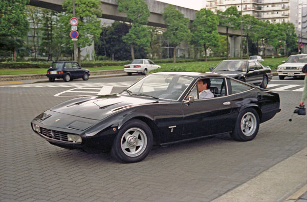 09-1a 89-13-34 1971 Ferrari 365 GTC／4 Pininfarina  Coupe.jpg