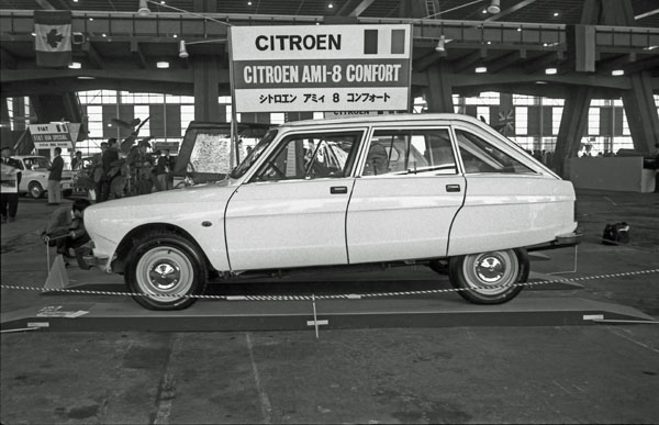 09-1c (212-10) 1970 Citroen Ami 8 Confort.jpg