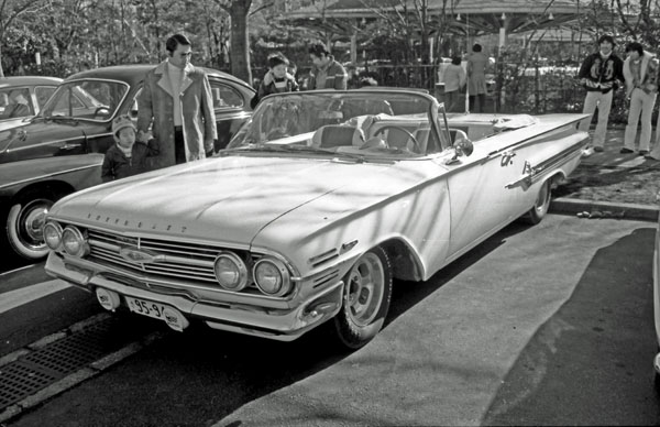 11-3a 318-20 1960 Chevrolet Impala 2dr Convertible.jpg