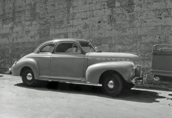 12-1a (104-38b) 1941 Chevrolet Five-Passenger Coupe.jpg